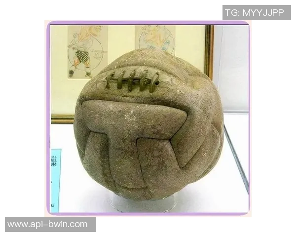 现代足球的起源与发展历程探究从古代到现代的演变与影响